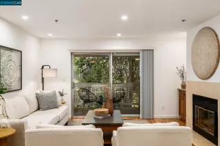 Photo #4: 41073956 Listing