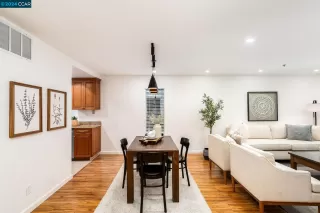 Photo #6: 41073956 Listing