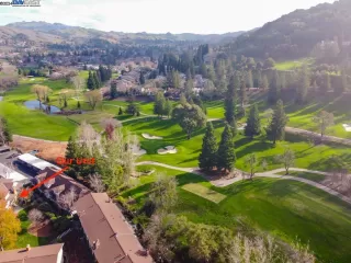 Photo #2: 41074063 Listing