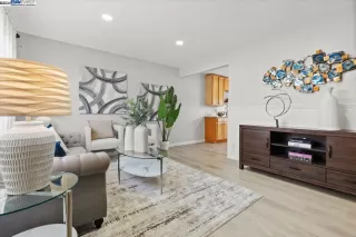 Photo #2: 41074121 Listing 