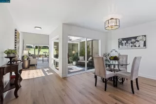 Photo #6: 41074328 Listing