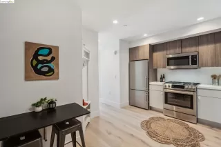 Photo #6: 41074335 Listing