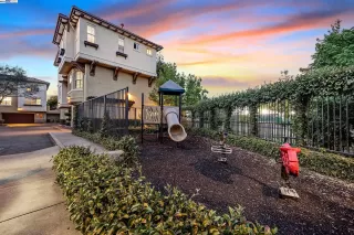 Photo #5: 41074388 Listing