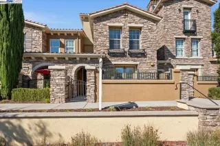 Photo #2: 41074534 Listing 