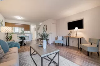 Photo #4: 41074622 Listing