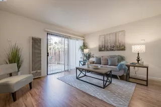 Photo #5: 41074622 Listing