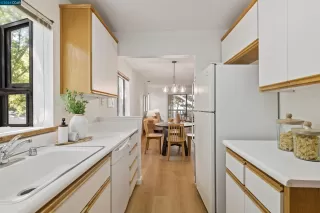 Photo #5: 41074641 Listing 