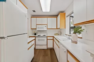 Photo #6: 41074641 Listing 