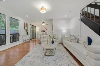 Photo #6: 41074771 Listing