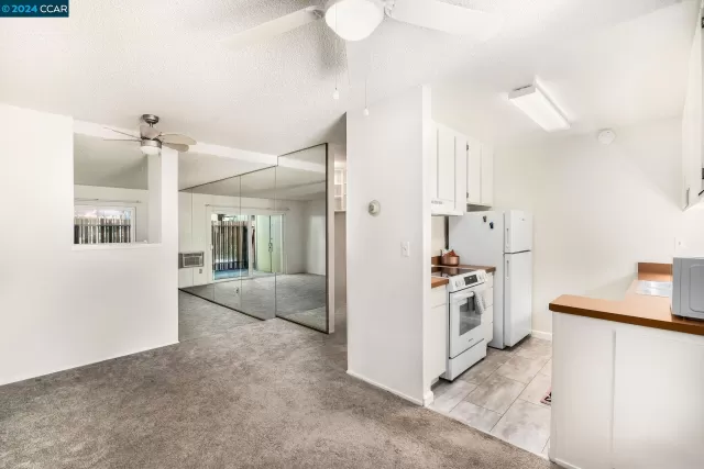 MLS: 41074873 Condo For Sale