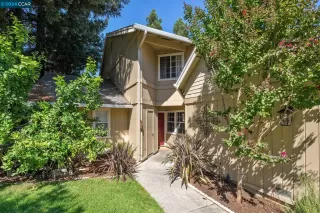 Photo #2: 41074900 Listing