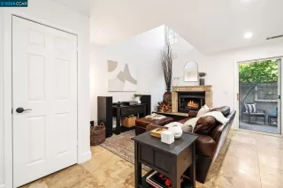 Photo #5: 41074900 Listing