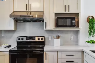 Photo #3: 41075012 Listing