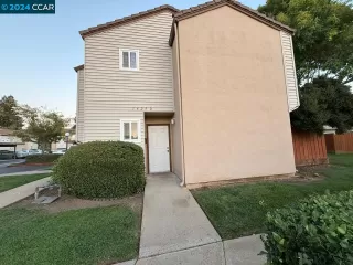 Click for more information on MLS # 41075013 : 1429 BEL AIR DR # D More Details about MLS # 41075013 : 1429 BEL AIR DR # D