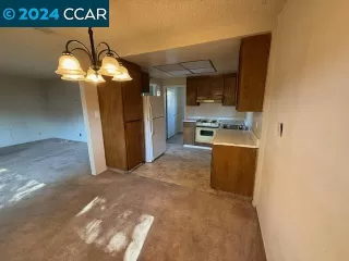 Photo #2: 41075013 Listing