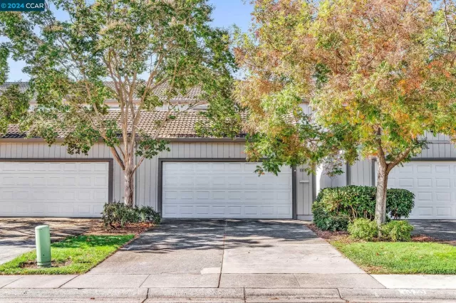 MLS: 41075083 Condo For Sale