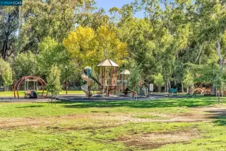 Photo #2: 41075083 Listing