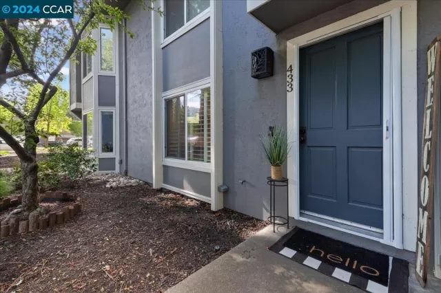 MLS: 41075171 Condo For Sale