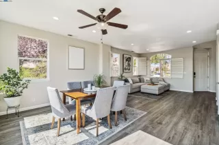 Photo #6: 41075191 Listing