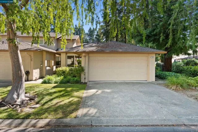 MLS: 41075223 Condo For Sale