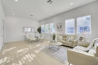 Photo #2: 41075236 Listing