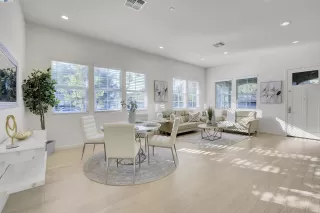 Photo #5: 41075236 Listing