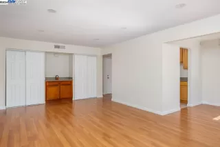 Photo #3: 41075280 Listing