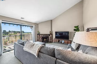 Photo #5: 41075304 Listing 