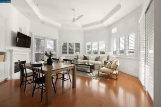 Photo #4: 41075377 Listing