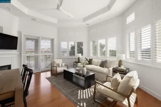 Photo #6: 41075377 Listing