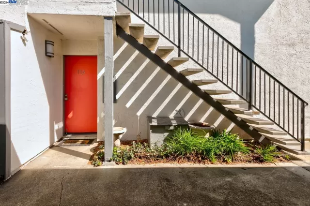 MLS: 41075503 Condo For Sale