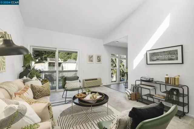 MLS: 41075548 Condo For Sale
