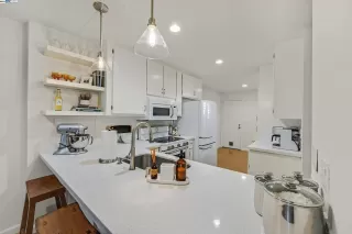 Photo #4: 41075558 Listing