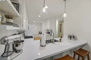 Photo #5: 41075558 Listing