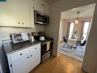 Photo #2: 41075580 Listing