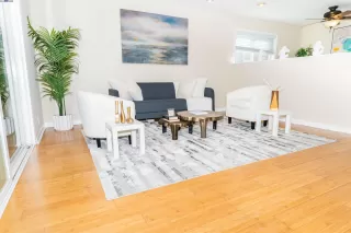 Photo #2: 41075673 Listing 