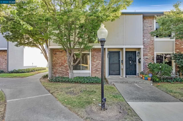 MLS: 41075696 Condo For Sale