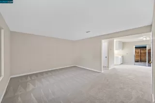 Photo #4: 41075696 Listing