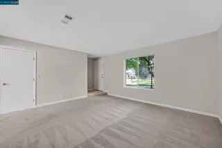 Photo #6: 41075696 Listing