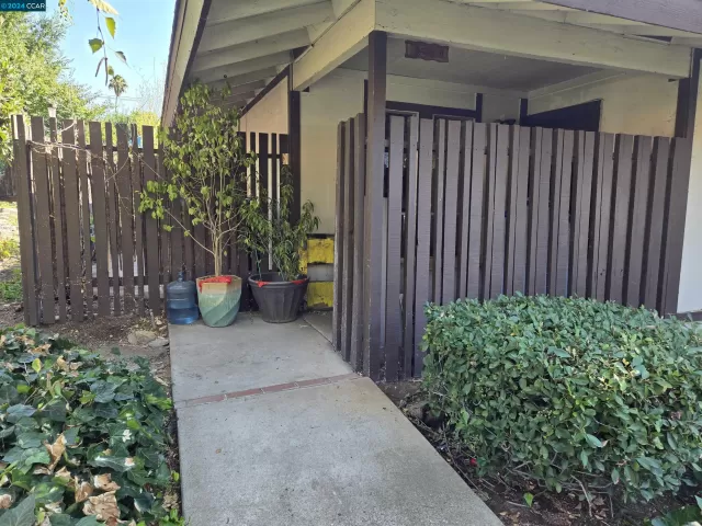 MLS: 41075817 Condo For Sale