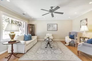 Photo #4: 41075859 Listing