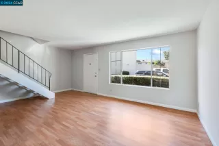 Photo #6: 41075990 Listing
