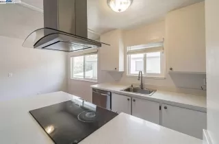 Photo #4: 41076072 Listing