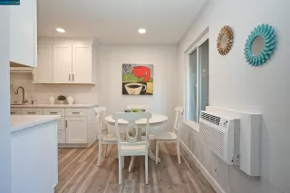 Photo #5: 41076282 Listing