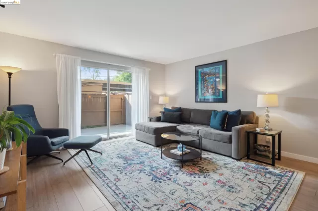 MLS: 41076341 Condo For Sale