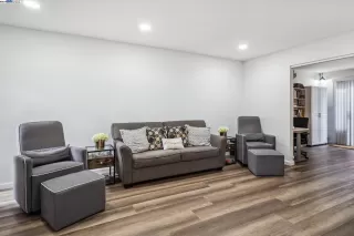 Photo #6: 41076373 Listing