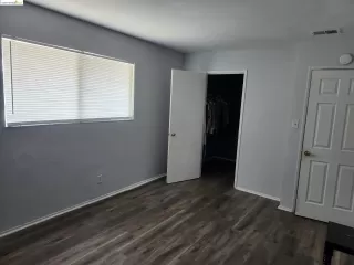 Photo #5: 41076422 Listing