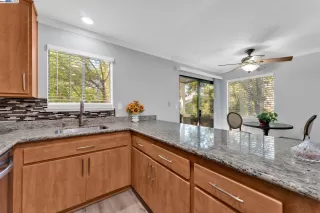 Photo #5: 41076548 Listing