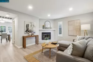 Photo #5: 41076838 Listing