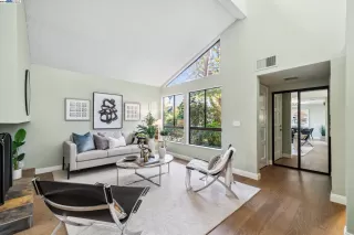 Photo #4: 41076930 Listing